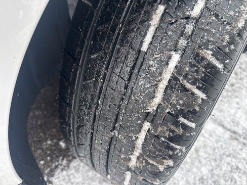 Used 2019 Chevrolet Equinox Premier image 9