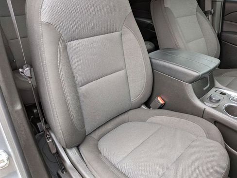 Certified 2024 Chevrolet Traverse LT w/ LPO, Floor Liner Package image 38