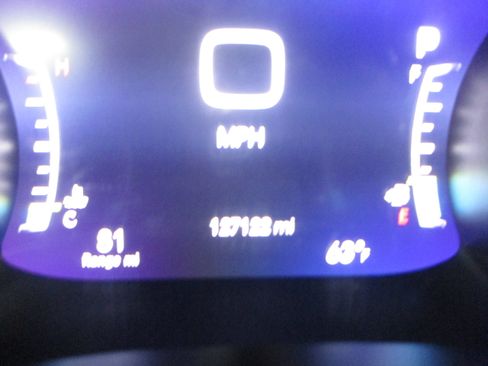 Used 2017 Chrysler Pacifica Touring-L Plus FWD image 23