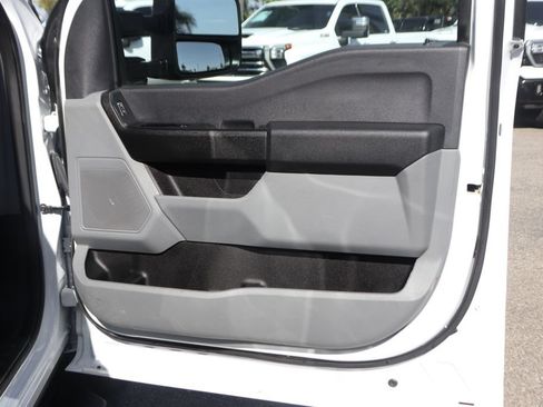 Used 2024 Ford F350 XL w/ XL Chrome Package RWD image 38
