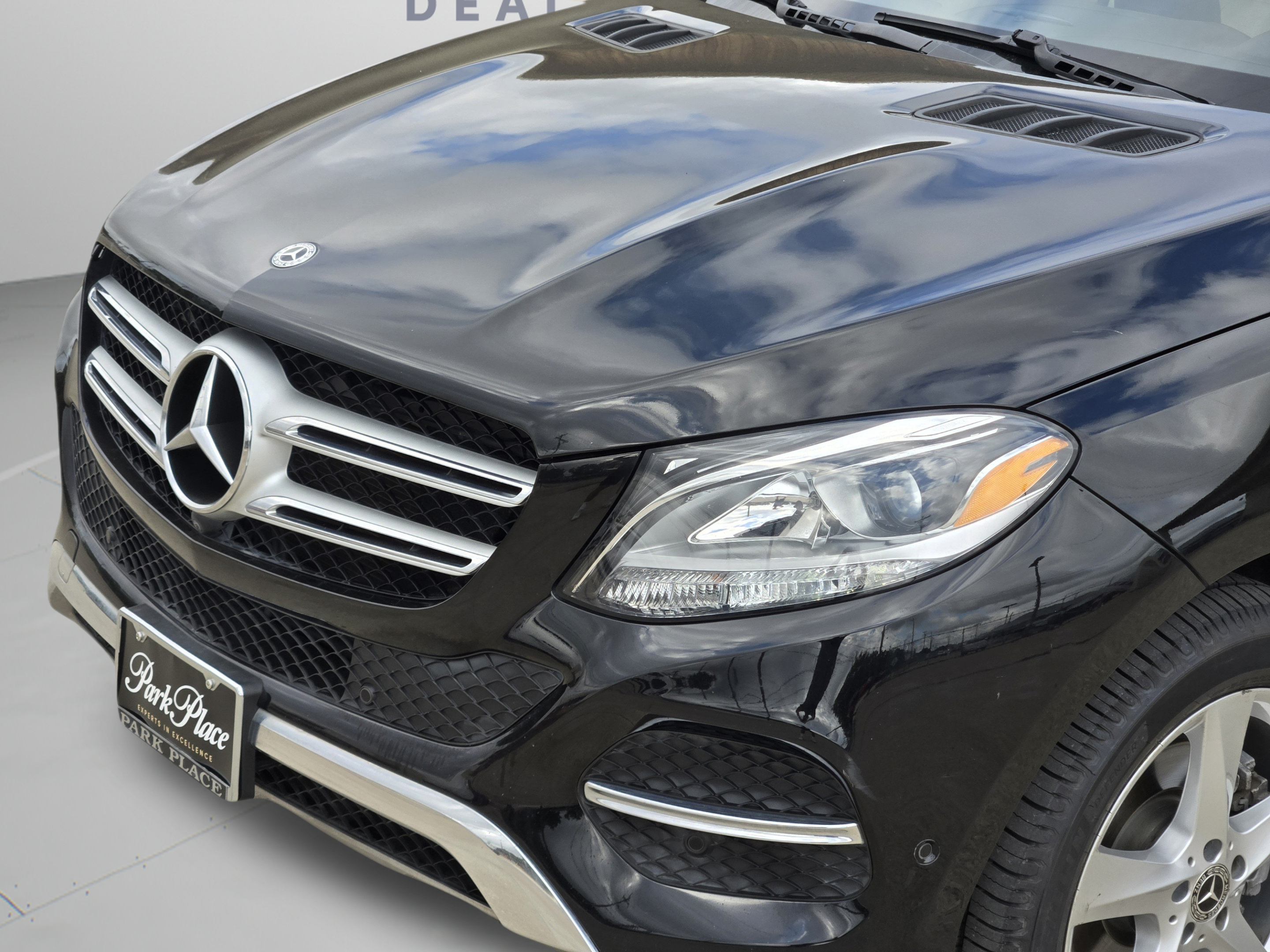 Used 2018 Mercedes-Benz GLE 350 4MATIC image 36