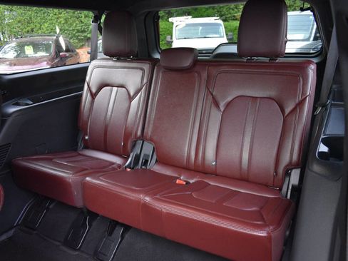 Used 2024 Ford Expedition Max Limited AWD/4WD image 10