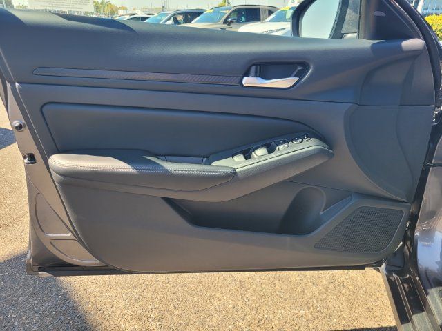 Certified 2025 Nissan Altima 2.5 SV w/ SV Special Edition Package FWD image 18