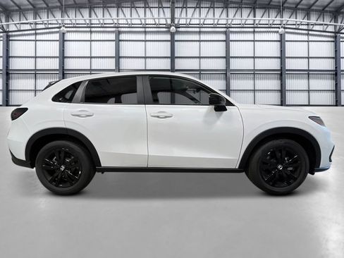 New 2026 Honda HR-V Sport image 8