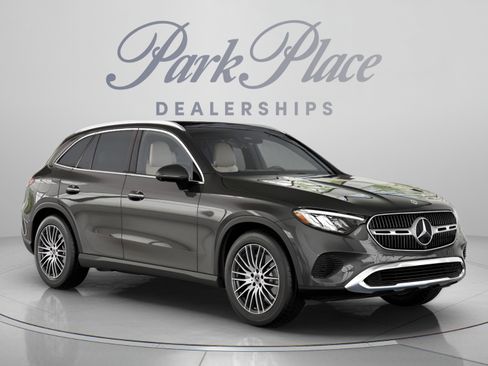 Used 2026 Mercedes-Benz GLC 300 image 32