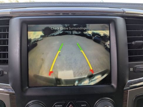 Used 2017 RAM 1500 Laramie image 19