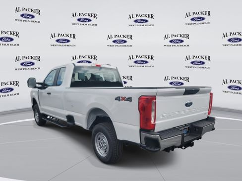 Used 2026 Ford F250 XL w/ XL Chrome Package image 3