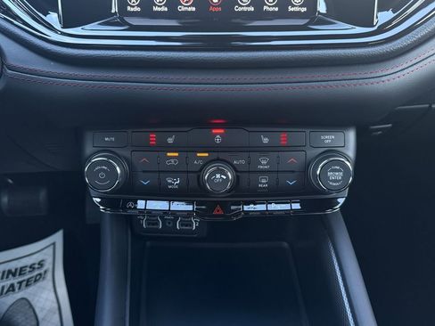 Used 2024 Dodge Durango GT image 23