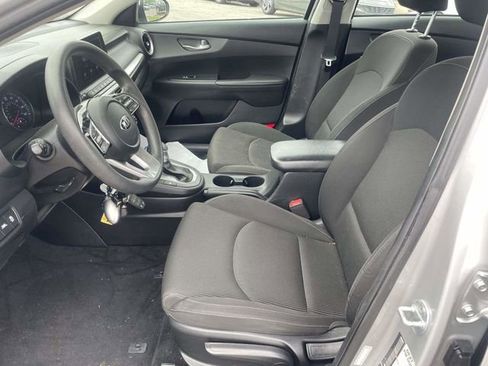 Used 2021 Kia Forte LXS FWD image 10