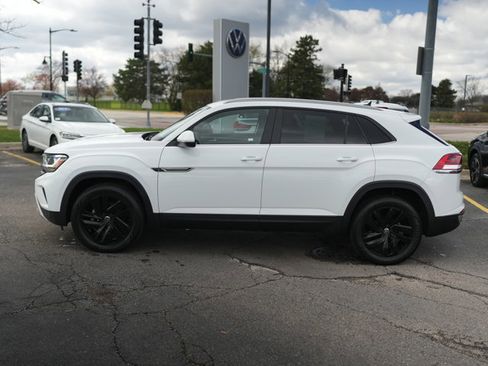 Used 2022 Volkswagen Atlas Cross Sport SE AWD/4WD image 9