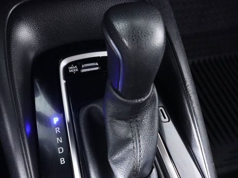 Used 2024 Toyota Corolla SE w/ SE Premium Package image 21