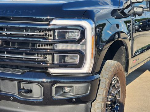 New 2026 Ford F250 4x4 Crew Cab Super Duty image 10