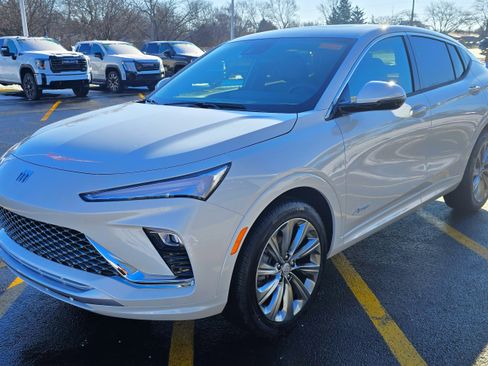 New 2026 Buick Envista Avenir image 4