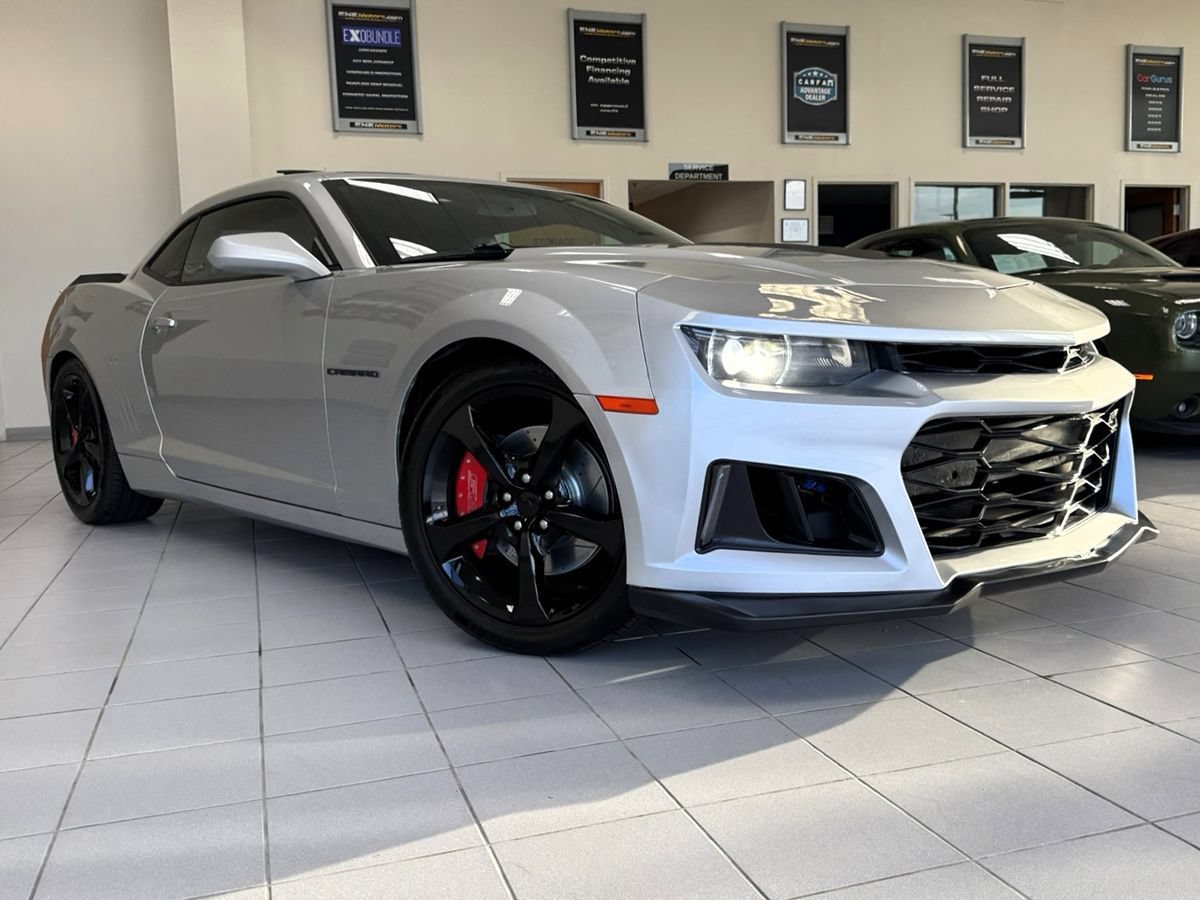 Used 2014 Chevrolet Camaro SS w/ RS Package RWD image 54