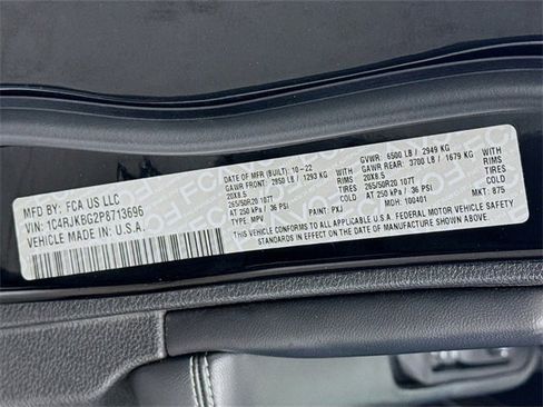 Used 2023 Jeep Grand Cherokee L Limited image 34