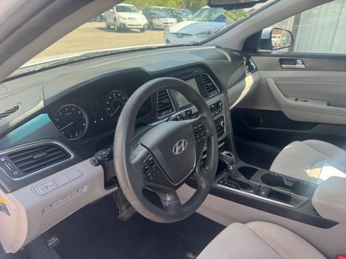 Used 2016 Hyundai Sonata Sport FWD image 10