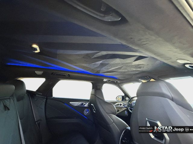 Used 2023 BMW XM AWD/4WD image 33