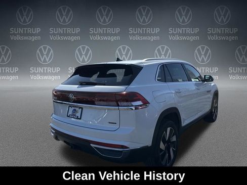 Used 2025 Volkswagen Atlas Cross Sport SEL AWD/4WD image 6