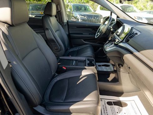 Used 2023 Honda Odyssey Touring image 34