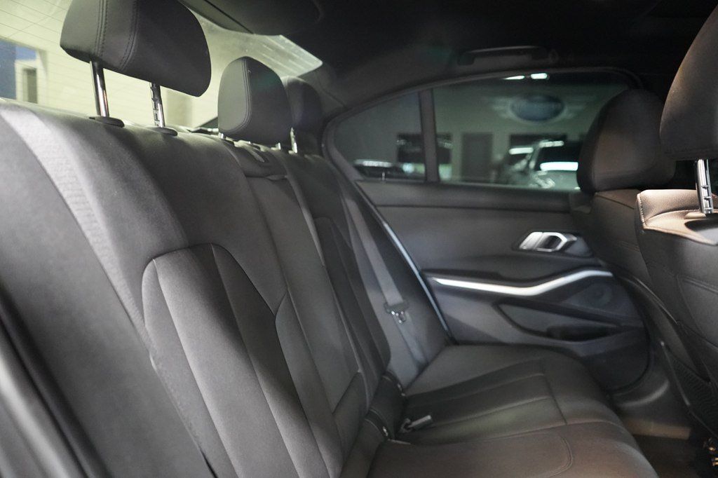 Used 2020 BMW M340i RWD image 26