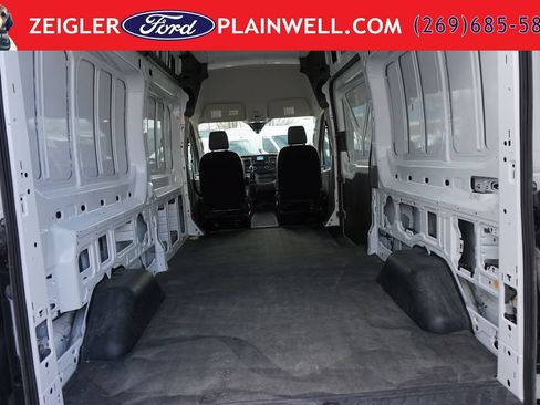 Used 2025 Ford Transit 250 148 High Roof Extended AWD image 10