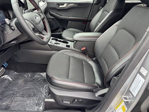 Used 2024 Ford Escape ST-Line w/ Tech Pack #1 image 10