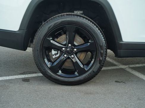 New 2026 Jeep Grand Cherokee L Limited w/ Limited Altitude Package AWD/4WD image 43