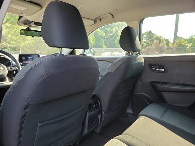 Used 2022 Nissan Rogue SV AWD/4WD image 11