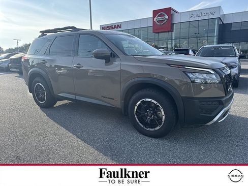 Certified 2024 Nissan Pathfinder Rock Creek AWD/4WD image 1