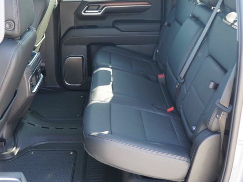 Used 2024 GMC Sierra 1500 Denali w/ Technology Package AWD/4WD image 23