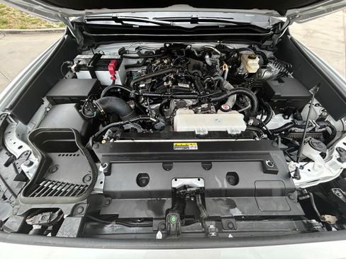 Used 2024 Toyota Tacoma Limited w/ Limited Package (LT) AWD/4WD image 33