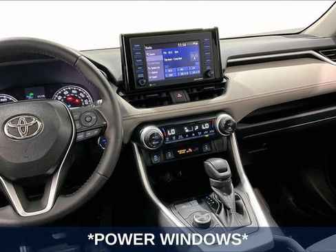 Used 2022 Toyota RAV4 XLE w/ Convenience Package AWD/4WD image 12