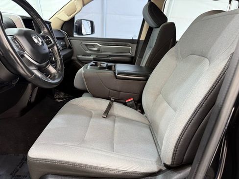 Used 2019 RAM 1500 Big Horn image 12