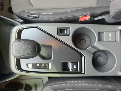 Used 2024 Subaru Crosstrek 2.0i image 15