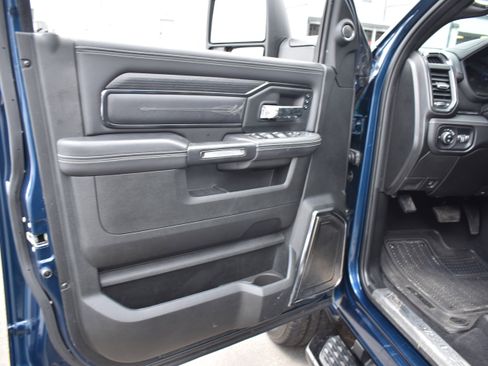 Used 2024 RAM 2500 Limited AWD/4WD image 23