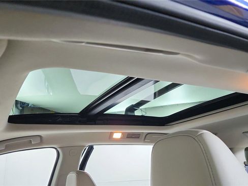 Used 2022 Nissan Pathfinder SL w/ SL Premium Package image 12