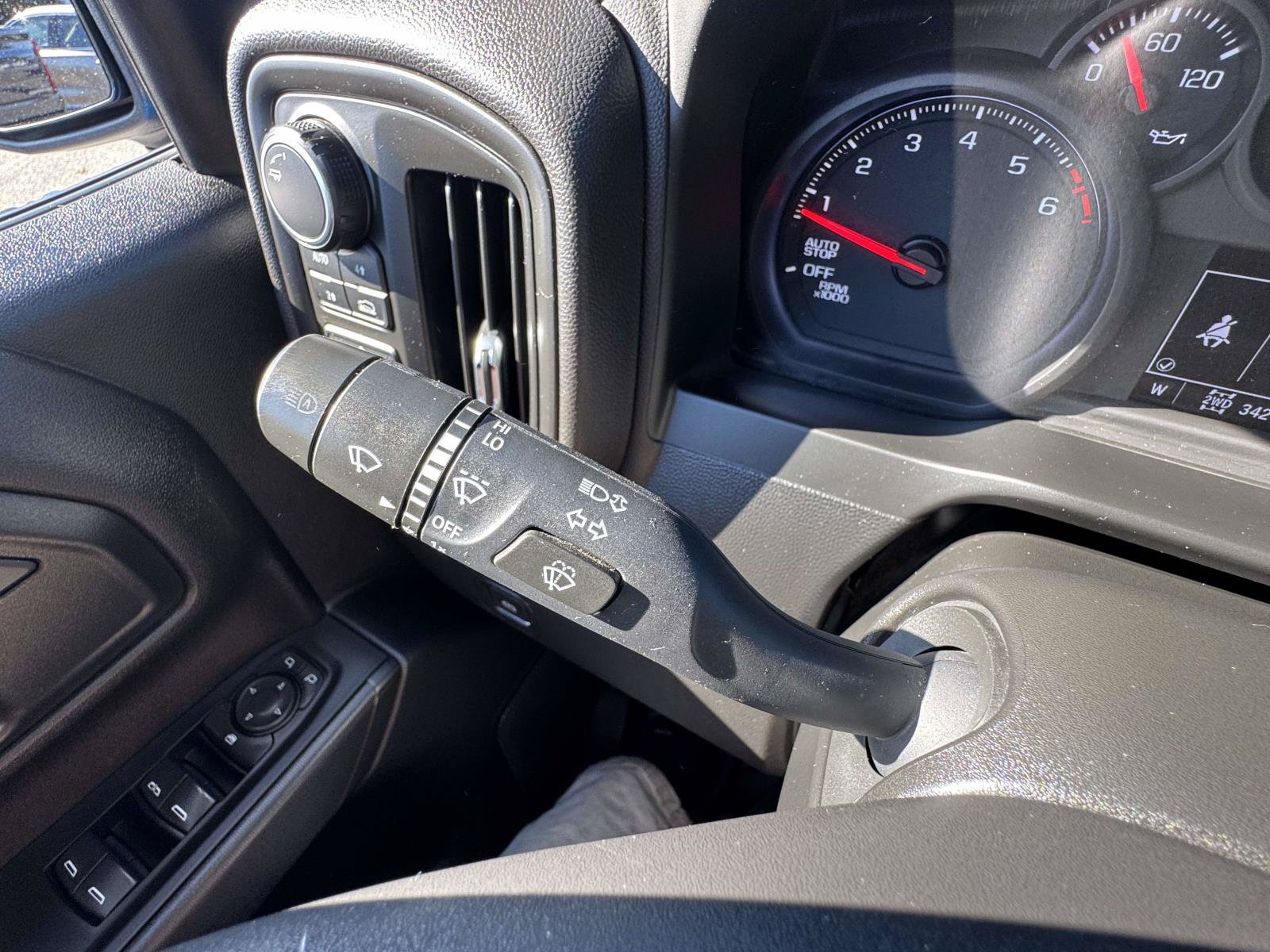 Used 2024 Chevrolet Silverado 1500 Custom AWD/4WD image 34