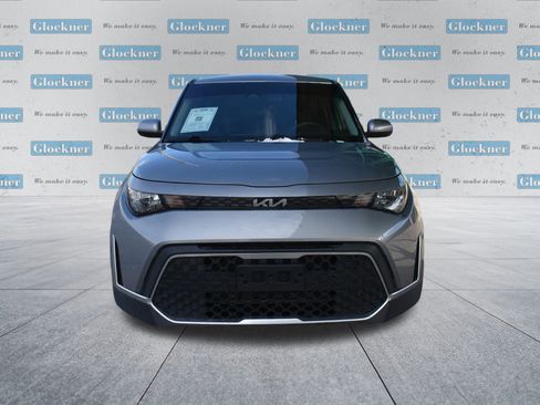 Used 2023 Kia Soul LX w/ LX Technology Package image 2