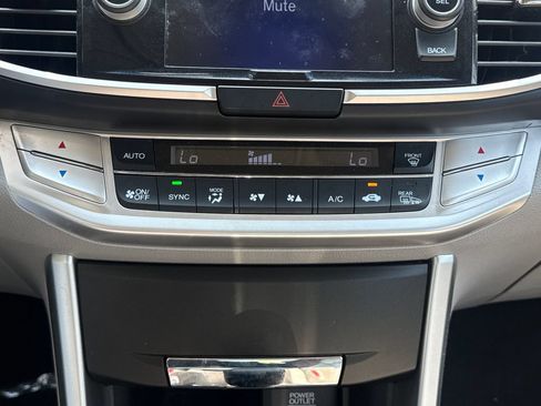 Used 2013 Honda Accord EX-L image 24