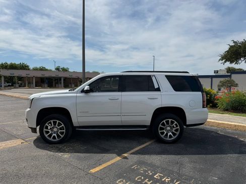 Used 2016 GMC Yukon SLT w/ Open Road Package RWD image 2