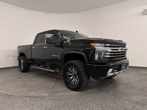 Used 2020 Chevrolet Silverado 3500 High Country w/ Technology Package AWD/4WD image 7