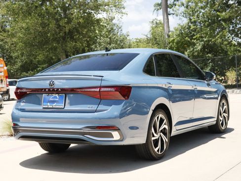 Certified 2026 Volkswagen Jetta SEL FWD image 5