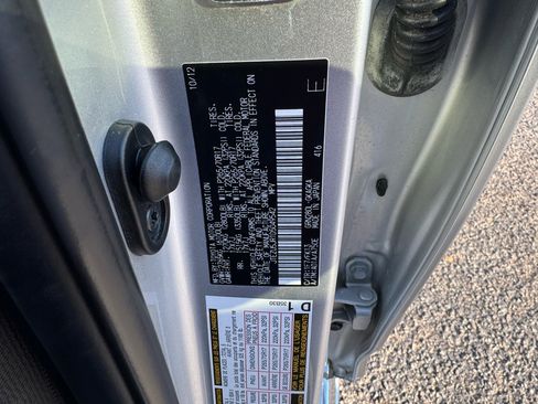 Used 2013 Toyota 4Runner Limited image 18