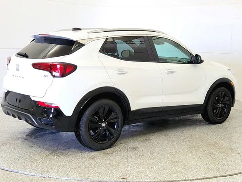 Used 2024 Buick Encore GX Sport Touring image 7