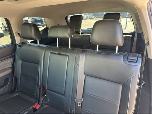 Used 2021 Volkswagen Atlas SEL R-Line image 18