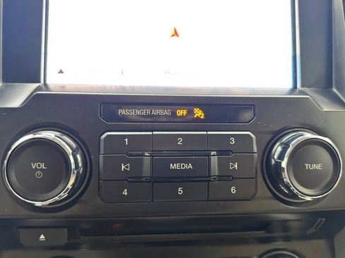 Used 2017 Ford F150 Lariat RWD image 24