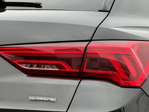 Used 2024 Audi Q3 2.0T Premium image 26