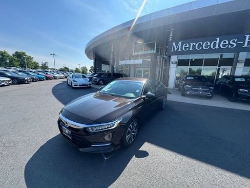 Used 2018 Honda Accord Hybrid image 14