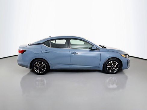 Used 2024 Nissan Sentra SV FWD image 16
