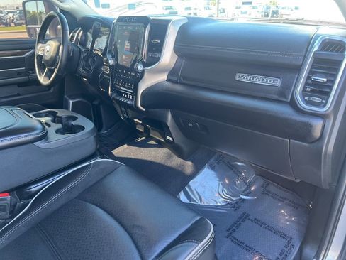 Used 2024 RAM 2500 Laramie AWD/4WD image 35
